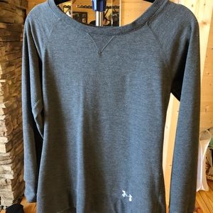Under armour sweatshirt